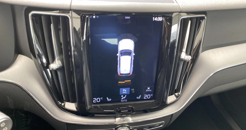 Volvo XC 60 cena 114900 przebieg: 126600, rok produkcji 2018 z Gdańsk małe 211